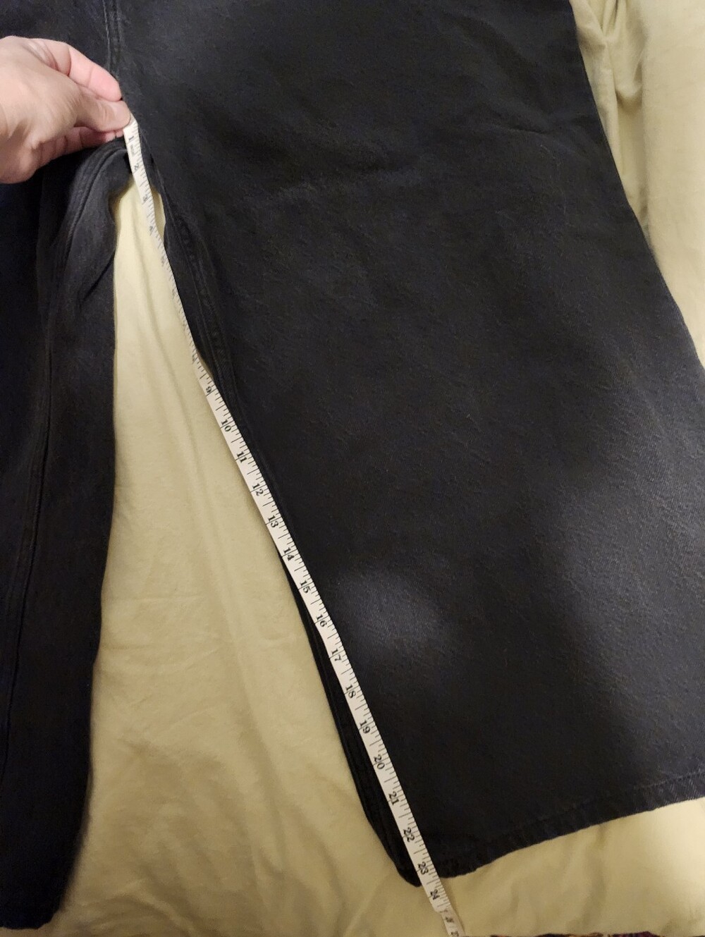 High-Rise Wide-Leg Crop Jeans in Black - Picture 9 of 9